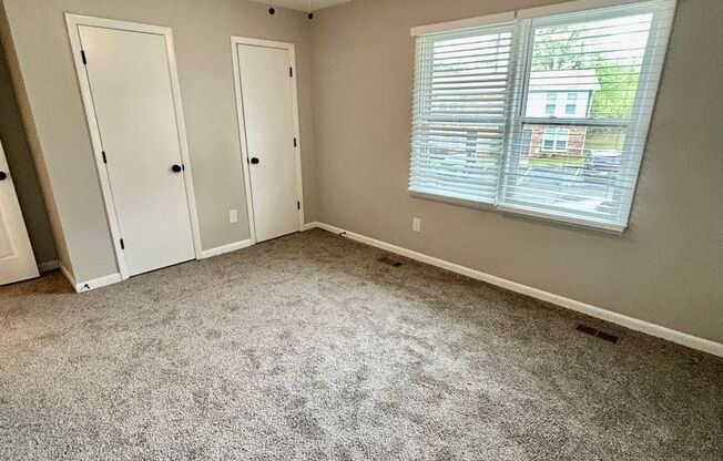 2 beds, 1.5 baths, 1,100 sqft, $1,099, Unit 719-B