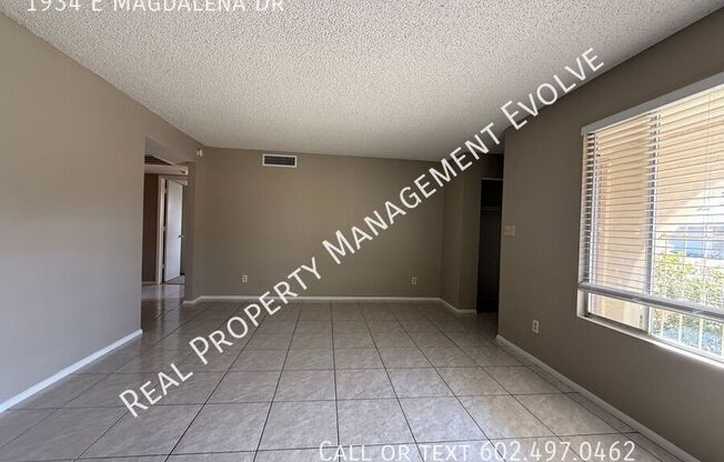 1934 E MAGDALENA DR