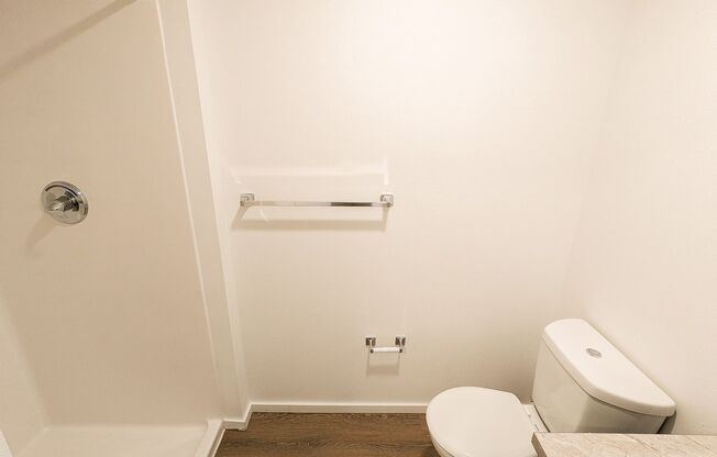 Studio, 1 bath, 186 sqft, $1,115, Unit 211