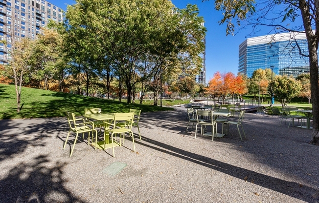 2 beds, 2 baths, 983 sqft, $4,500, Unit 1221