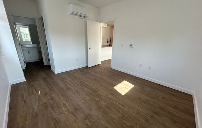 2 beds, 2 baths, 902 sqft, $3,085, Unit 2116-204