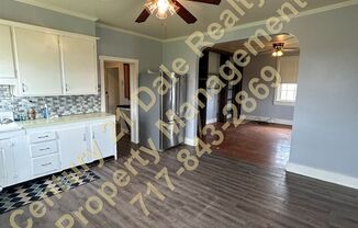 3 beds, 1 bath, $1,095, Unit # 2 FLOOR