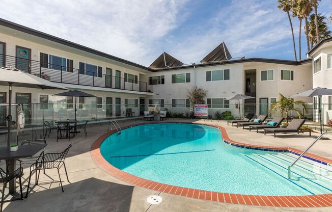 1 bed, 1 bath, 390 sqft, $2,275, Unit 716- 22