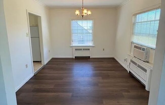258e10th