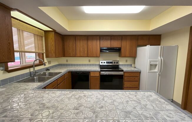 Classic Comfort with Modern Convenience & Outdoor Charm