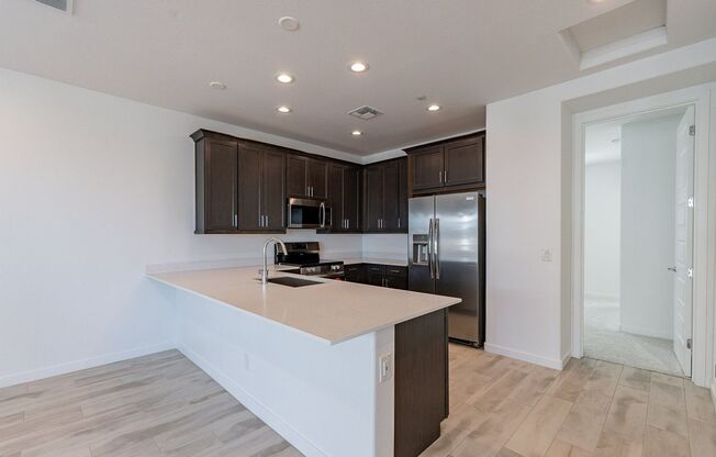 Unbeatable Luxury: Your Key to Elevated Living in Gilbert!