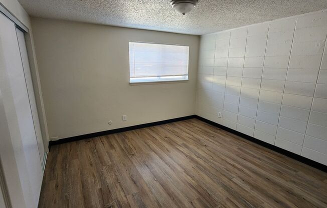Remodeled 2 bedroom Apartment
