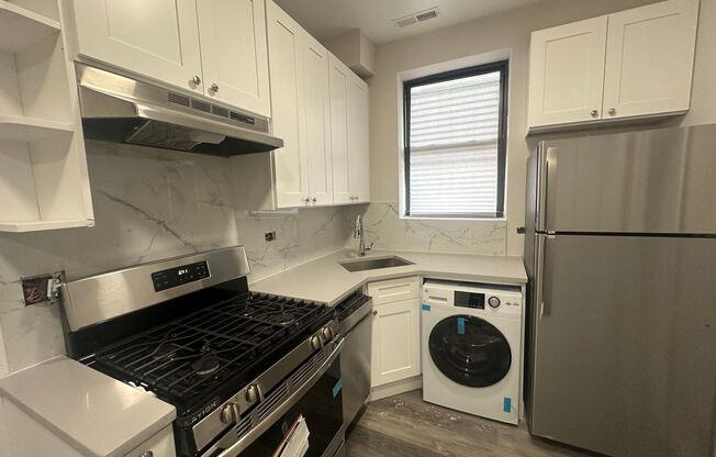 1 bed, 1 bath, $1,500, Unit CH-2F