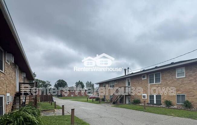 110 NW COLLEGE AVE