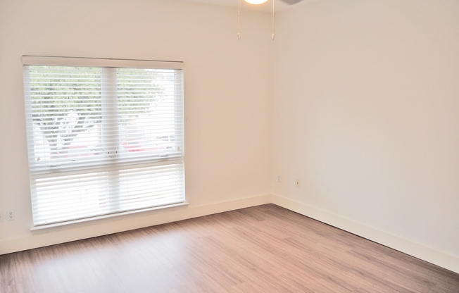 2 beds, 2.5 baths, 1,490 sqft, $4,268