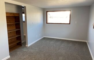 2 beds, 1 bath, $1,000