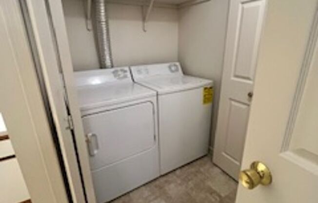 2 beds, 2 baths, 1,080 sqft, $1,189, Unit 54