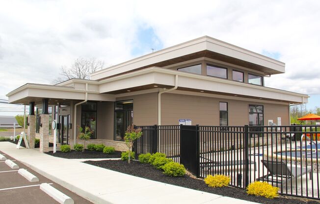 2 beds, 2 baths, 1,195 sqft, $2,250