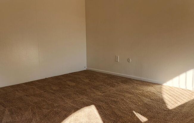 Studio, 1 bath, $1,595, Unit #108