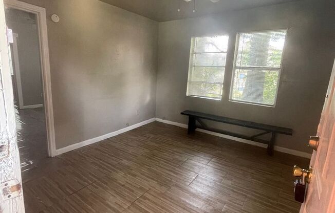 2 bedroom One Bath Home For Rent