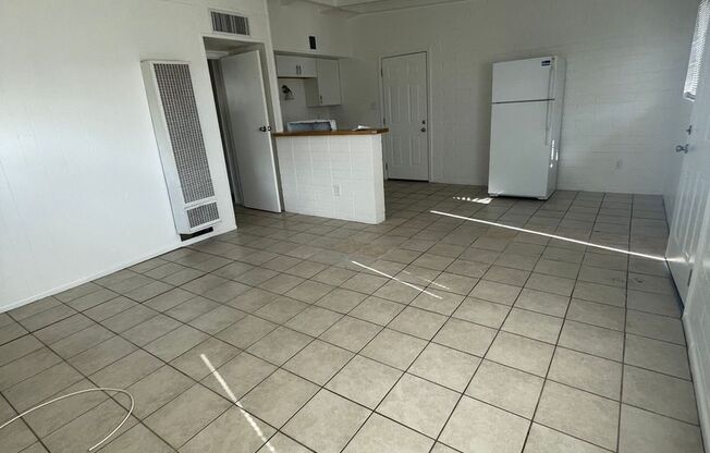 1 bed, 1 bath, 550 sqft, $995, Unit 22