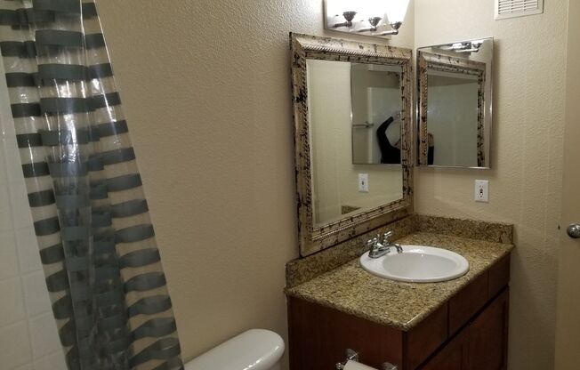 2 beds, 2 baths, $1,700