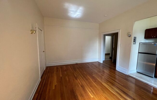 Studio, 1 bath, $1,750, Unit A14