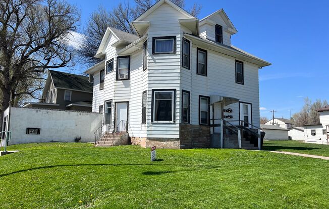 1BR/1BA Apartment in Multi-Family Unit