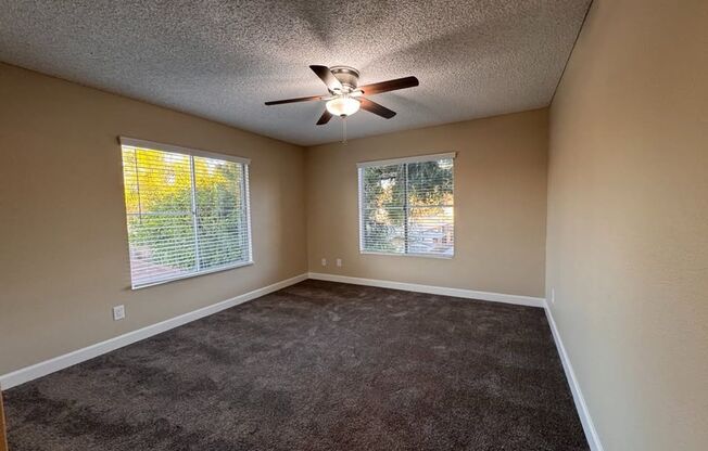 2 beds, 2 baths, 882 sqft, $2,225, Unit 52