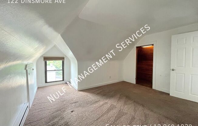 122 DINSMORE AVE