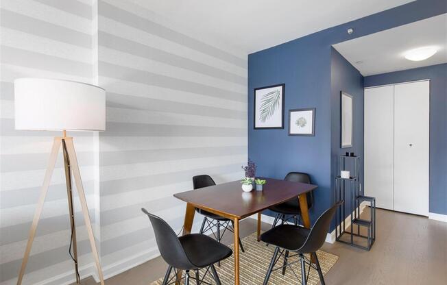 1 bed, 1 bath, $4,700, Unit 815