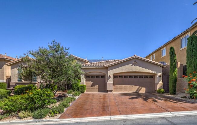 3 beds, 3 baths, $6,995