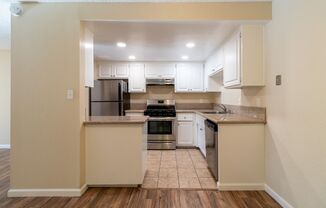 2 beds, 1 bath, 1,034 sqft, $1,850, Unit 212