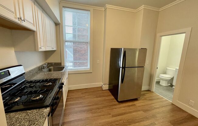 1 bed, 1 bath, $850