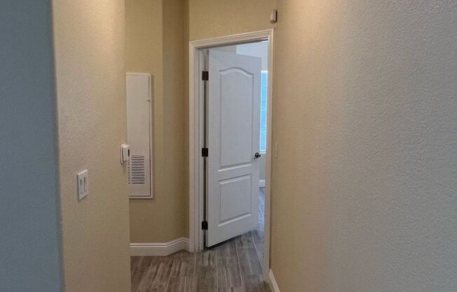 3 beds, 2 baths, $1,595