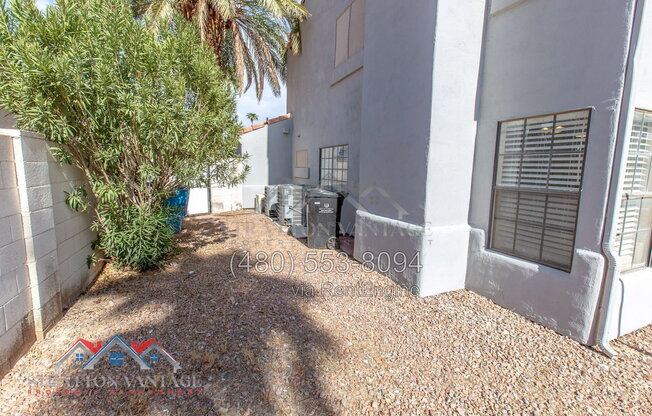 3 beds, 2.5 baths, 2,469 sqft, $2,525