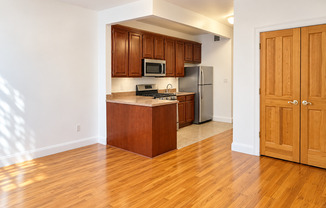 202 W 132 ST