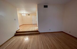 3 beds, 2.5 baths, $2,995, Unit UNIT A