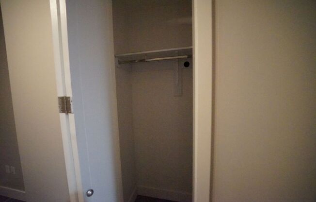 2 beds, 2 baths, $2,695, Unit Parcel #:  162-20-311-075