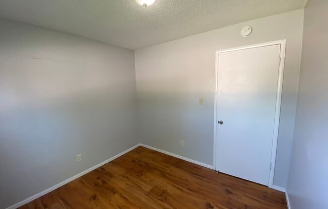 2 beds, 1 bath, $1,675, Unit 291A