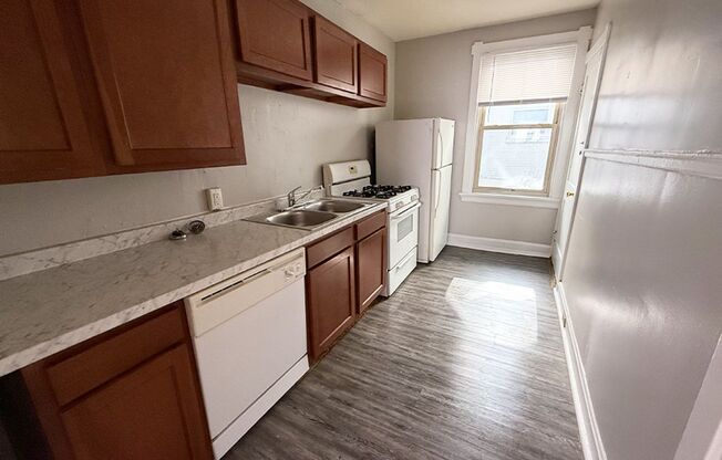 1 bed, 1 bath, 478 sqft, $895, Unit 418-21