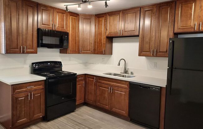 5005 Trojan Ave- Newly Renovated Ground Floor Home