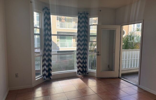 Charming Condo offer convinience and seclusion