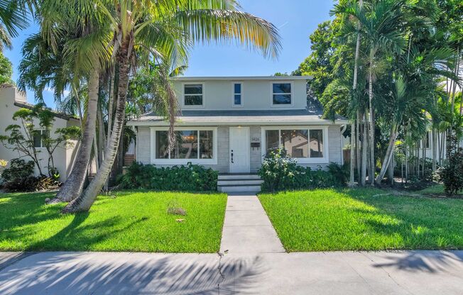 Beautiful California Style Hollywood Home