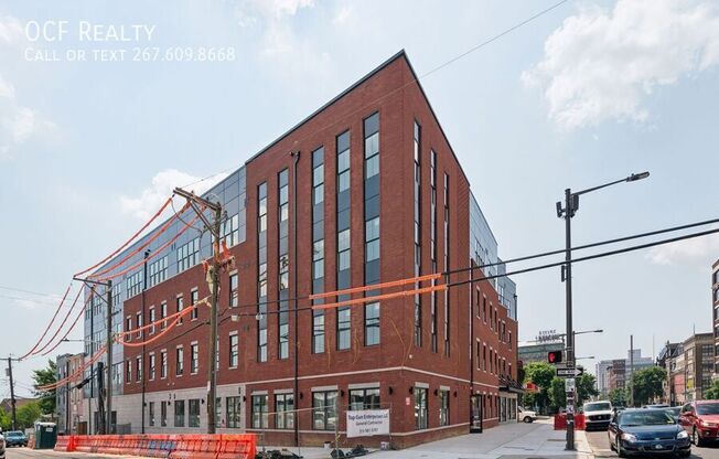 813 N BROAD ST