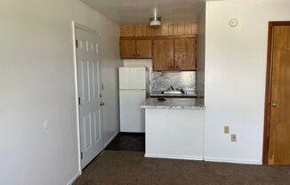 Studio, 1 bath, $650