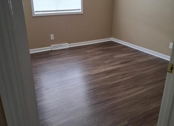 226 SUNNYDALE DR
