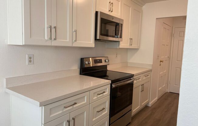 Remodeled 2 bed/2 bath condo in highly desirable Mesa Verde Complex