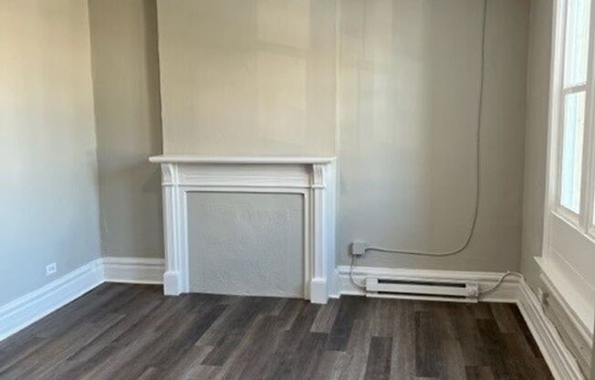 1 bed, 1 bath, $1,350, Unit 2