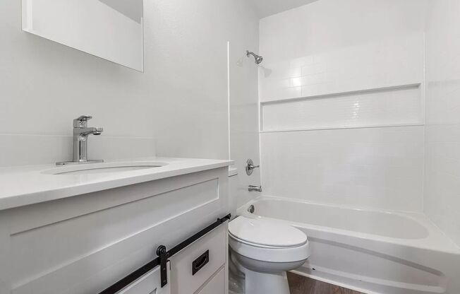 1 bed, 1 bath, $1,095, Unit 3106