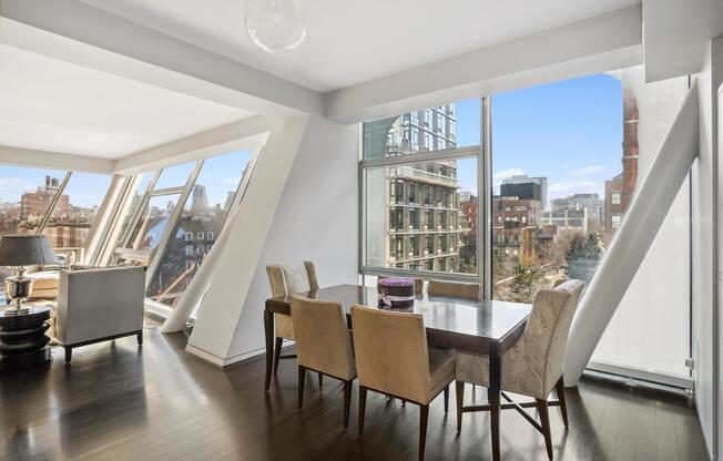 515 W 23 ST