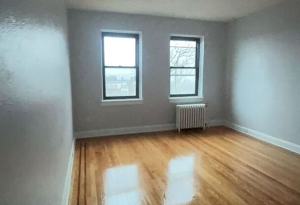 1 bed, 1 bath, $1,850, Unit A42