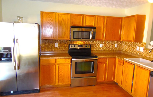 2 beds, 2.5 baths, $1,950