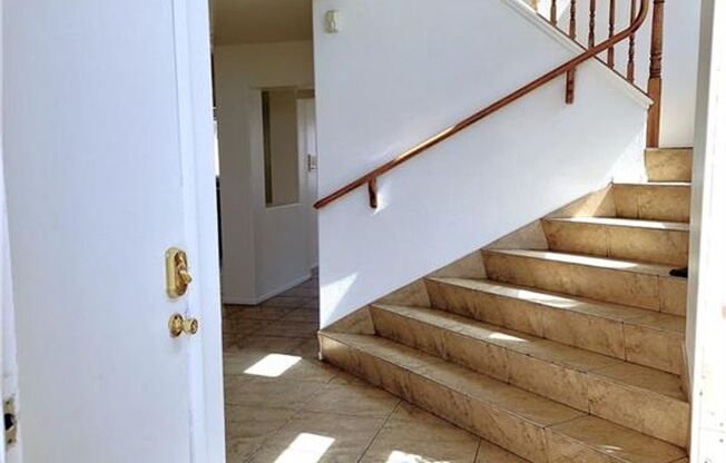 Roomy Northwest Gem with 5 Bedrooms, Media Niche & Outdoor Space
