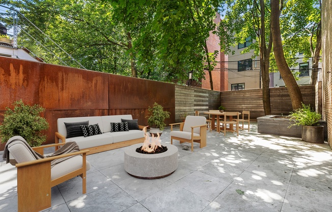 64 CLIFTON PL